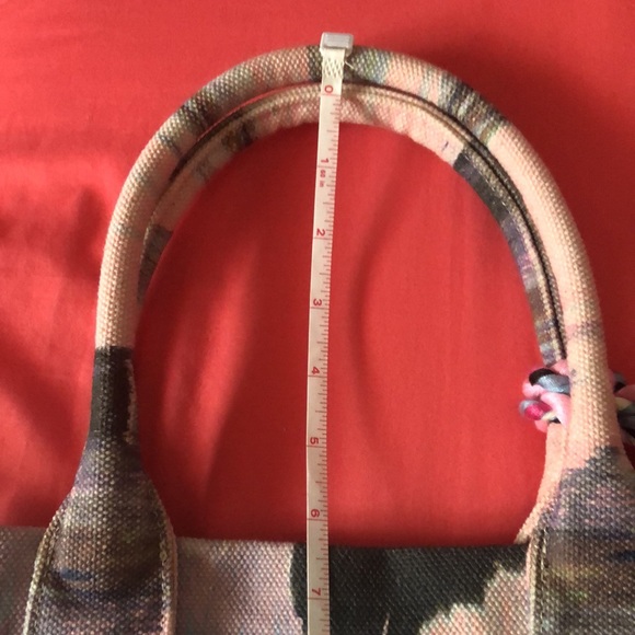 Vince Camuto bag - Picture 5 of 6